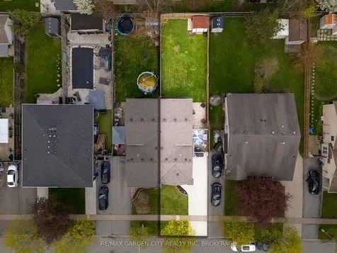 28 Fox Trail Drive St. Catharines ON L2S 3T7
