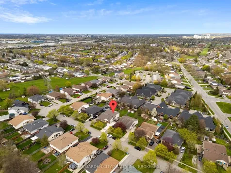 28 Fox Trail Drive St. Catharines ON L2S 3T7