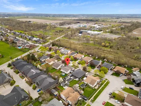 28 Fox Trail Drive St. Catharines ON L2S 3T7