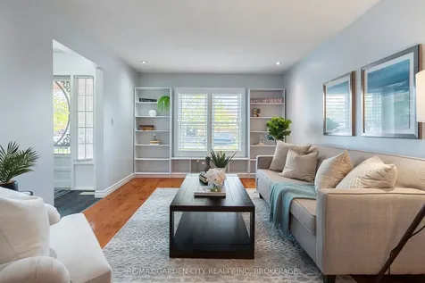 28 Fox Trail Drive St. Catharines ON L2S 3T7
