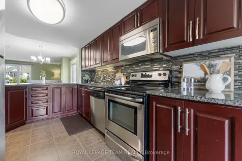 368 Crownridge Drive Kanata ON K2M 3A4