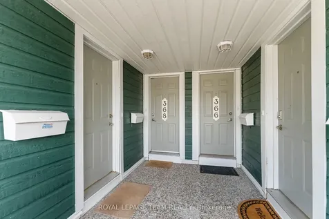 368 Crownridge Drive Kanata ON K2M 3A4