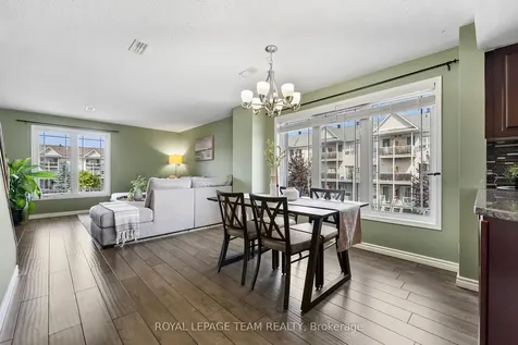 368 Crownridge Drive Kanata ON K2M 3A4