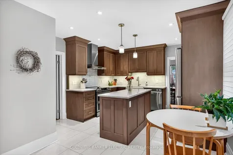 230 Geraldine Avenue Peterborough ON K9H 4T9