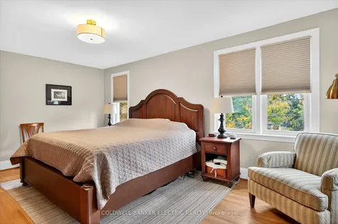 230 Geraldine Avenue Peterborough ON K9H 4T9
