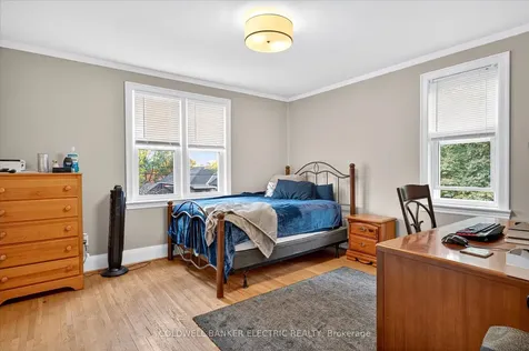 230 Geraldine Avenue Peterborough ON K9H 4T9
