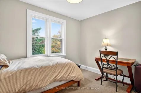 230 Geraldine Avenue Peterborough ON K9H 4T9