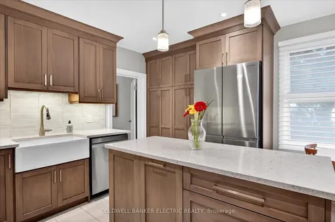 230 Geraldine Avenue Peterborough ON K9H 4T9