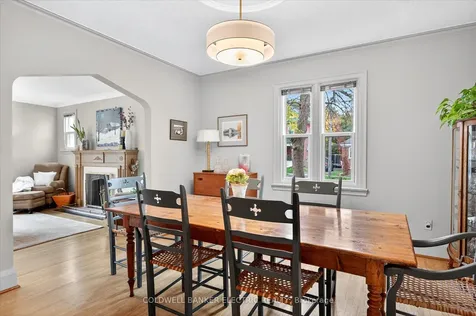 230 Geraldine Avenue Peterborough ON K9H 4T9