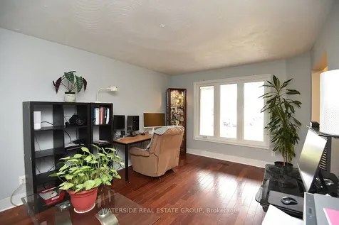 126 Bastille Street Hamilton ON L9B 2G9