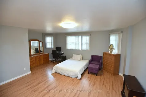 126 Bastille Street Hamilton ON L9B 2G9