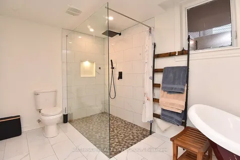 126 Bastille Street Hamilton ON L9B 2G9