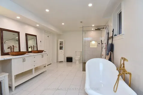 126 Bastille Street Hamilton ON L9B 2G9