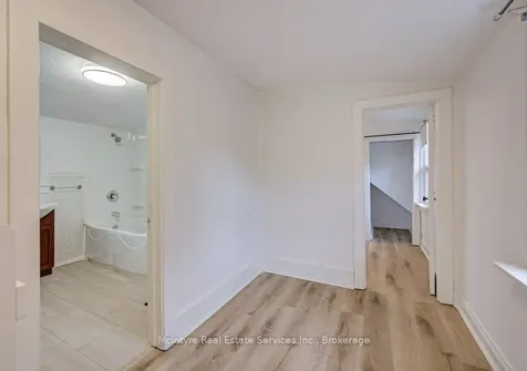 59 4th Avenue Cambridge ON N1S 2E2