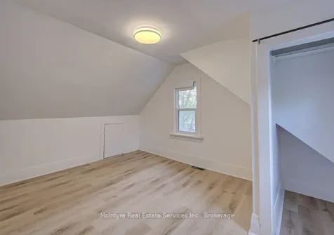 59 4th Avenue Cambridge ON N1S 2E2