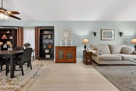 23 Juliebeth Drive Hamilton ON L9B 2N6