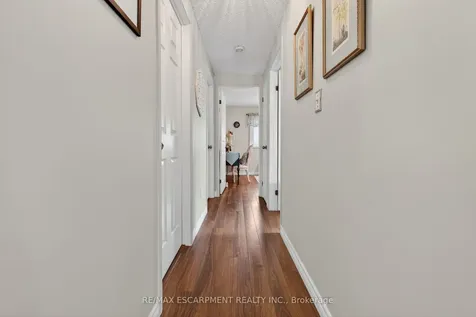 23 Juliebeth Drive Hamilton ON L9B 2N6