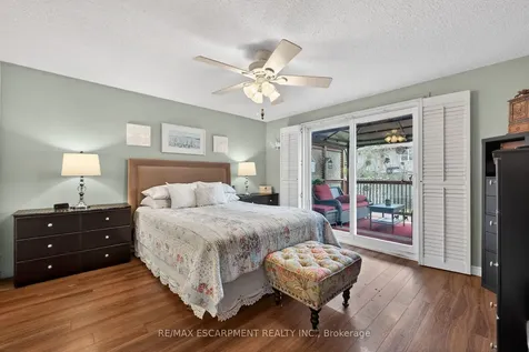 23 Juliebeth Drive Hamilton ON L9B 2N6