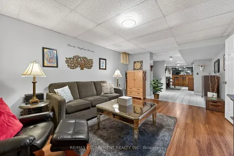 23 Juliebeth Drive Hamilton ON L9B 2N6