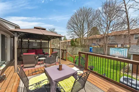23 Juliebeth Drive Hamilton ON L9B 2N6