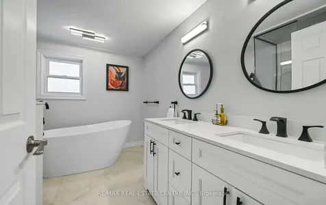 84 Viscount Road Brantford ON N3P 1Y7