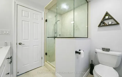 84 Viscount Road Brantford ON N3P 1Y7