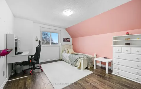 84 Viscount Road Brantford ON N3P 1Y7