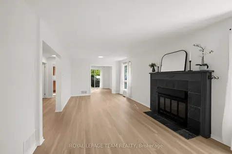 93 Hewitt Way Kanata ON K2L 3R3
