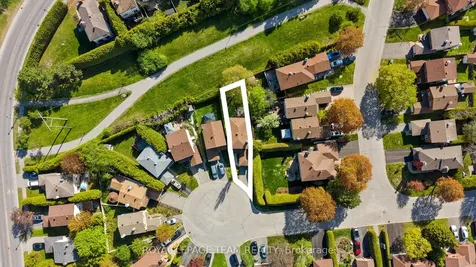 93 Hewitt Way Kanata ON K2L 3R3