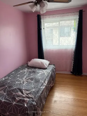 65 Saint Andrews Avenue Welland ON L3B 1E3