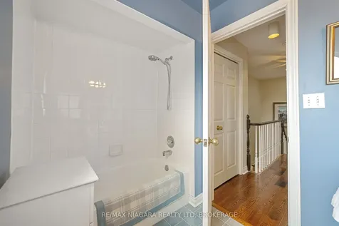 15 Lakeside Drive St. Catharines ON L2M 1P3