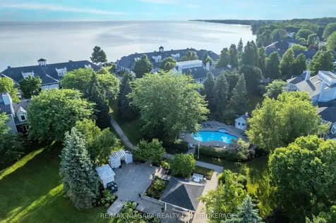 15 Lakeside Drive St. Catharines ON L2M 1P3