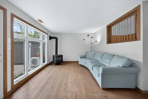 46 Reaney Court Kanata ON K2K 1W8