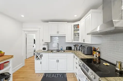 15 Avenue Place Welland ON L3B 4B2