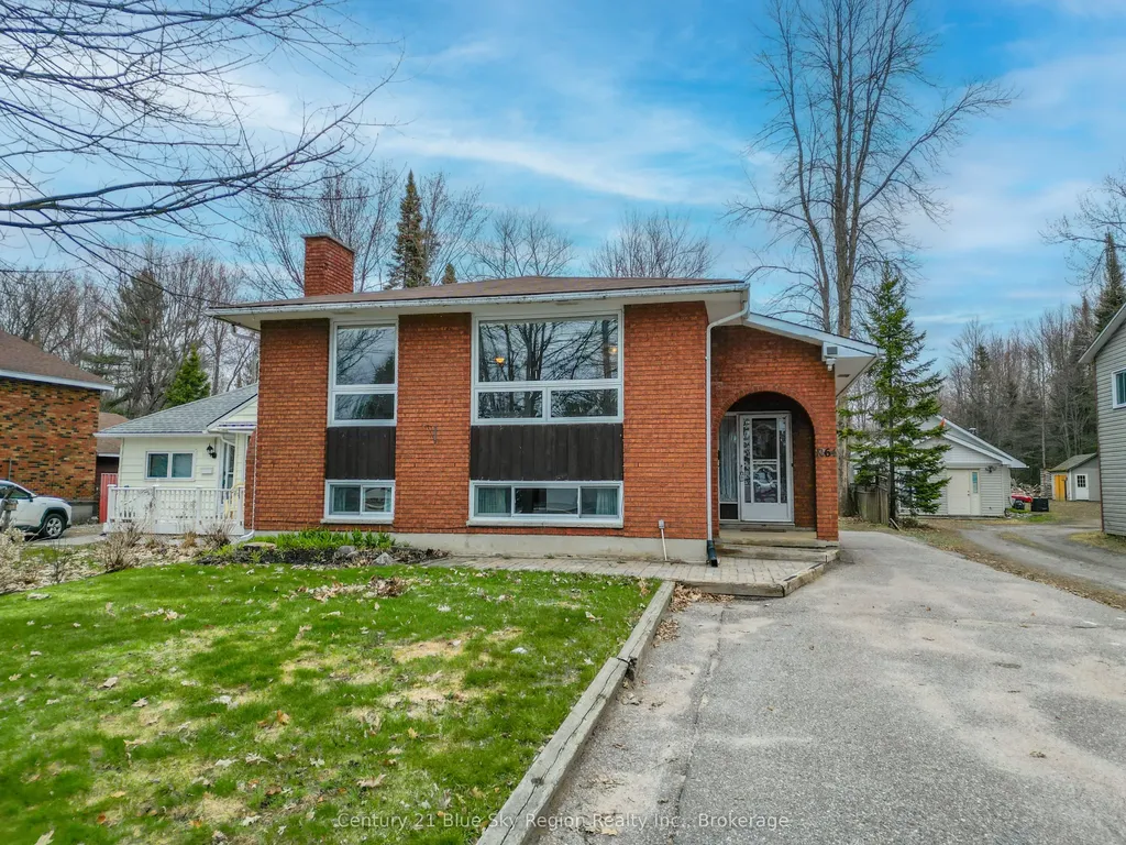 1064 Premier Road North Bay ON P1A 2J1