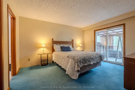 1064 Premier Road North Bay ON P1A 2J1