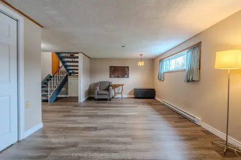 1064 Premier Road North Bay ON P1A 2J1