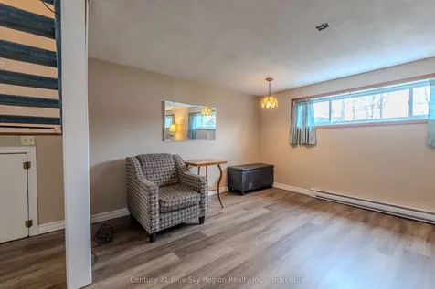 1064 Premier Road North Bay ON P1A 2J1