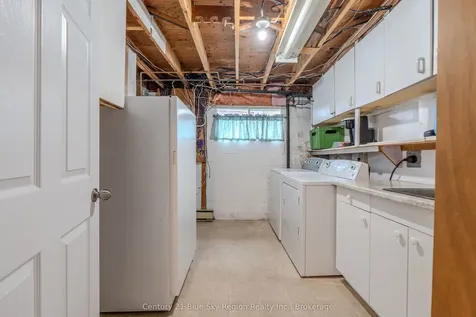 1064 Premier Road North Bay ON P1A 2J1