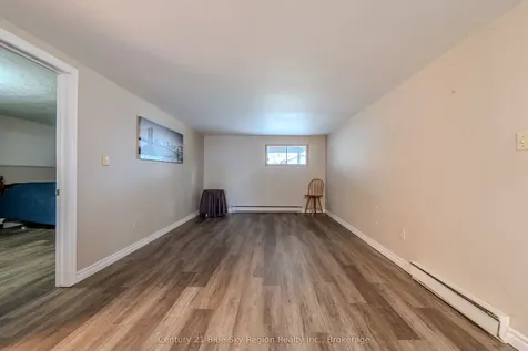 1064 Premier Road North Bay ON P1A 2J1