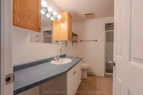 1064 Premier Road North Bay ON P1A 2J1