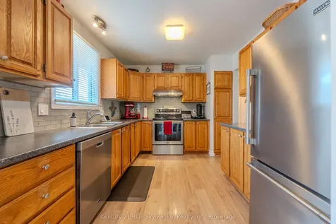 203 Rancier Street North Bay ON P1B 8M3