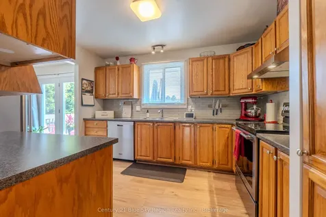 203 Rancier Street North Bay ON P1B 8M3