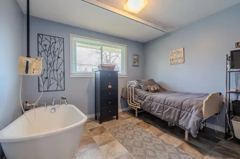203 Rancier Street North Bay ON P1B 8M3
