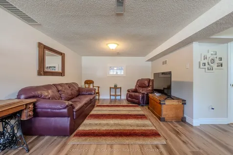 203 Rancier Street North Bay ON P1B 8M3