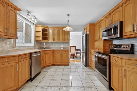 897 Pembridge Crescent Kingston ON K7M 6C6