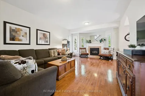 124 Gibbons Drive Centre Wellington ON N1M 3W2