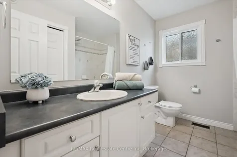 124 Gibbons Drive Centre Wellington ON N1M 3W2