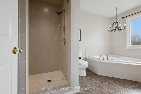 124 Gibbons Drive Centre Wellington ON N1M 3W2