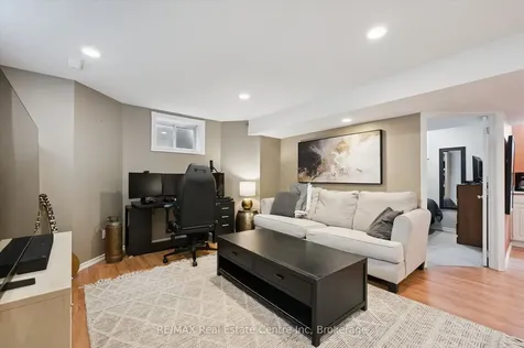 124 Gibbons Drive Centre Wellington ON N1M 3W2